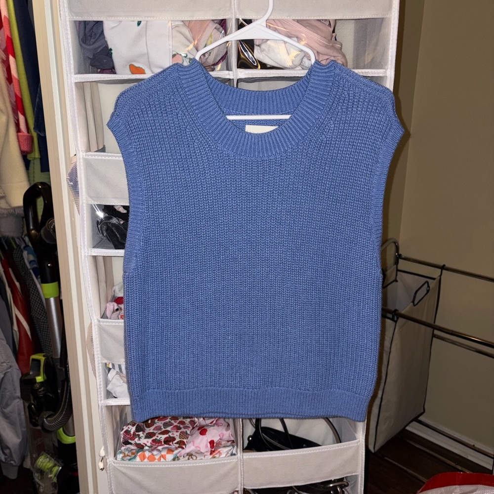 Abercrombie & Fitch Textured Blue Sweater